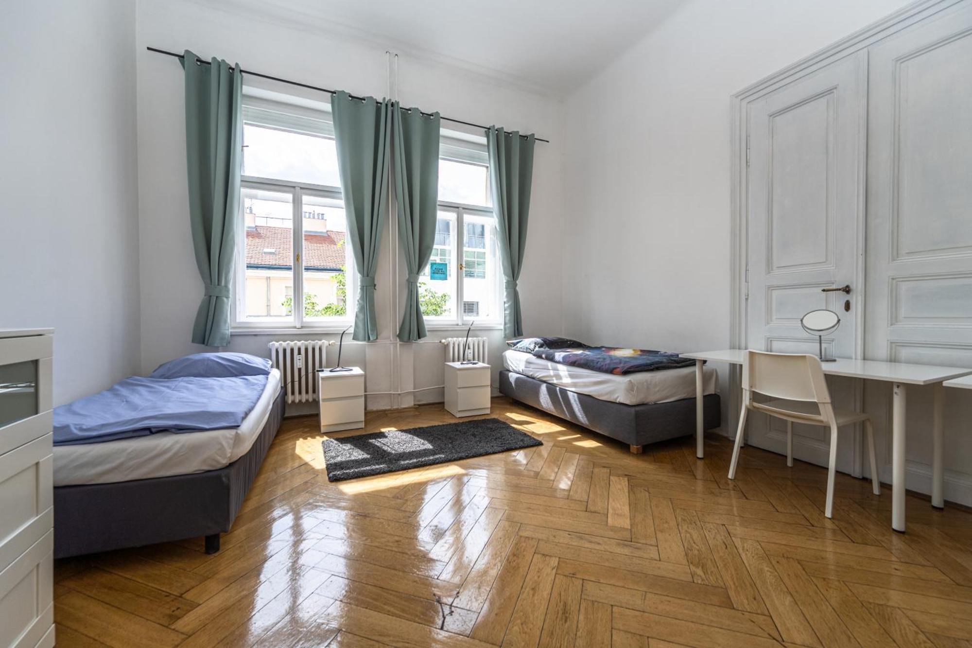 Apartments Safarikova 18 Прага Экстерьер фото