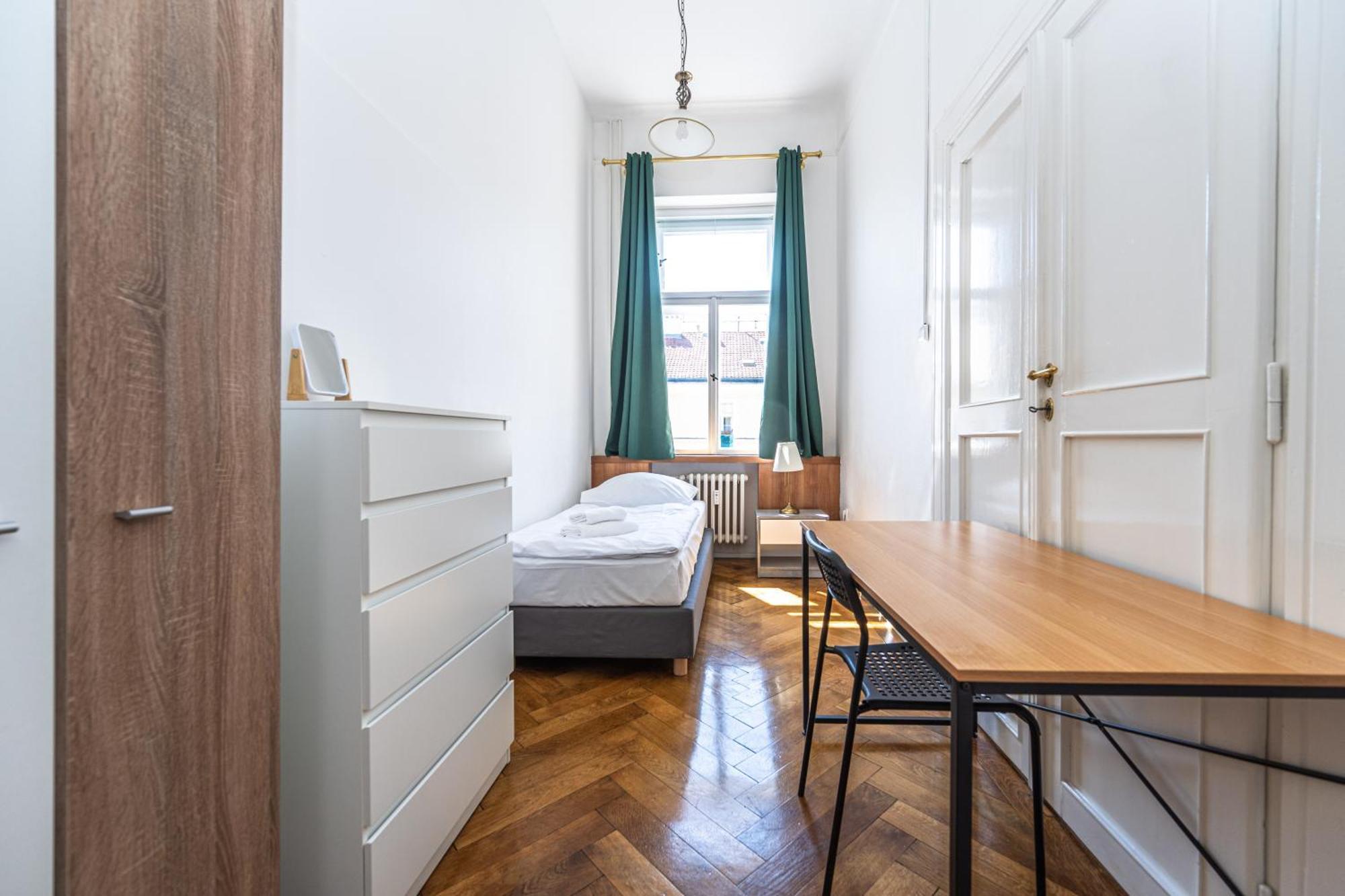 Apartments Safarikova 18 Прага Экстерьер фото