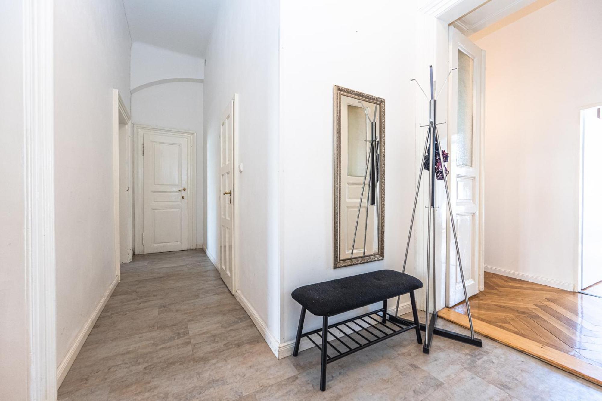 Apartments Safarikova 18 Прага Экстерьер фото